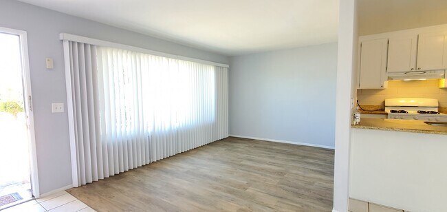 Building Photo - 33225 Lake Champlain Ct