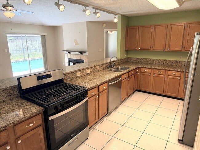 Building Photo - 309 Buttonwood Dr