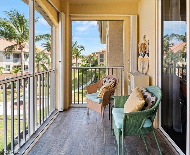 Building Photo - 1137 Van Loon Commons Cir