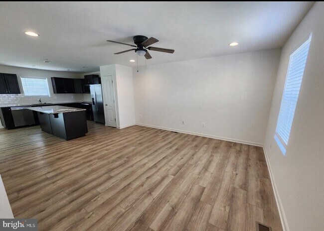 Building Photo - 62 Belmont Pl