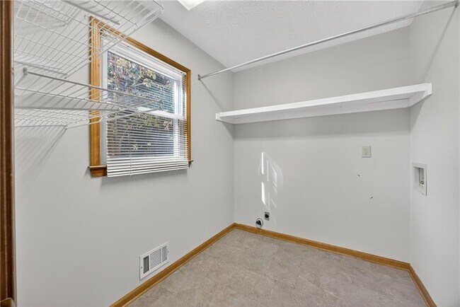 Building Photo - 1570 Greyfield Trce