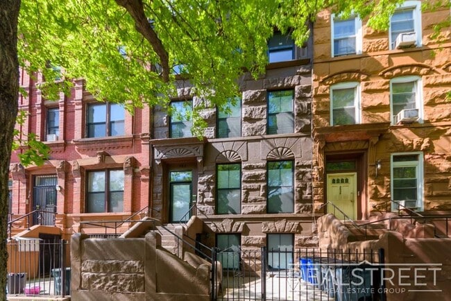 Primary Photo - Brand New 3 Bed 3 Bath in Bed Stuy Brownst...
