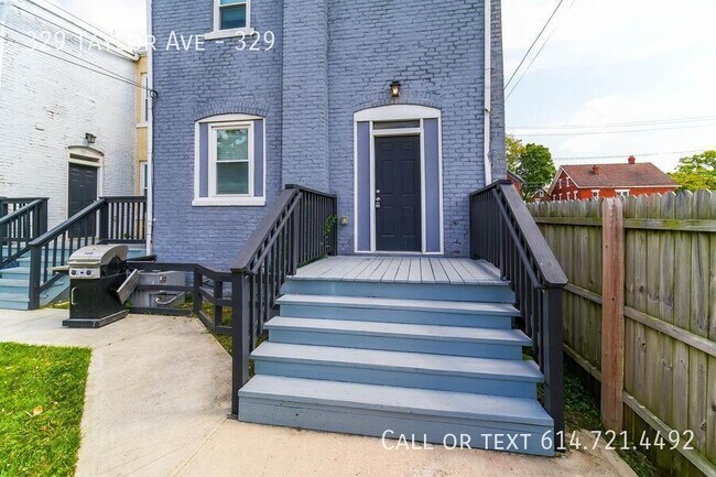 Building Photo - 329 Taylor Ave
