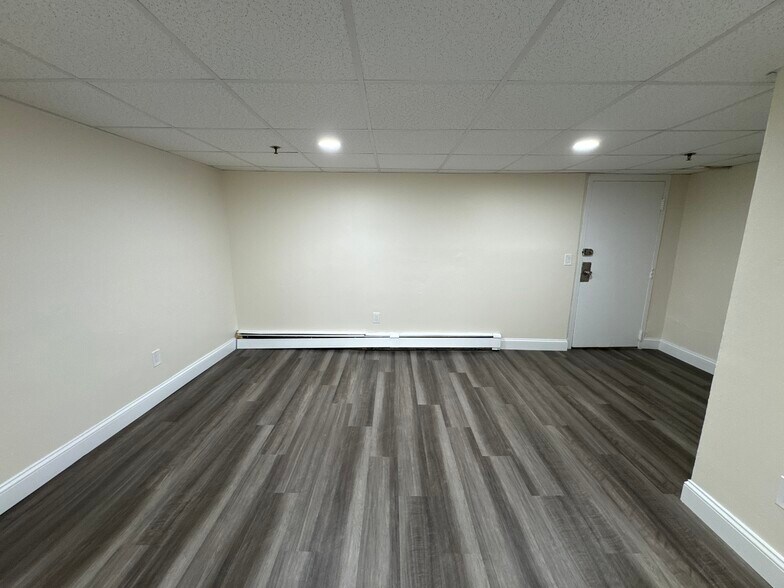 Building Photo - 1188 Commonwealth Ave