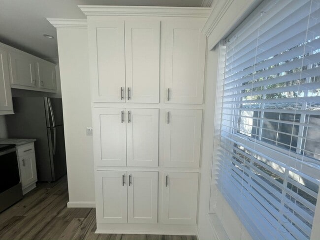 Building Photo - 2166 E Camp N Comfort Ln