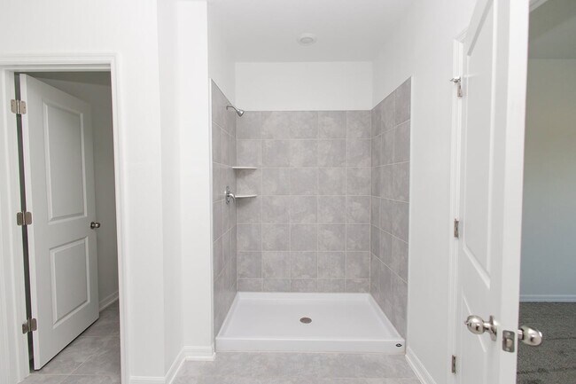 Building Photo - 1482 Austin St