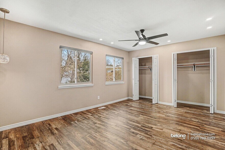 Building Photo - 2355 Villa Rosa Dr