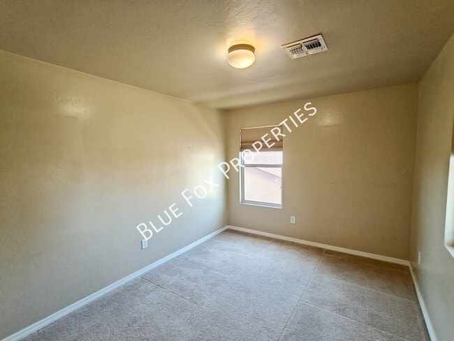 Building Photo - 5874 N Dartwhite Dr