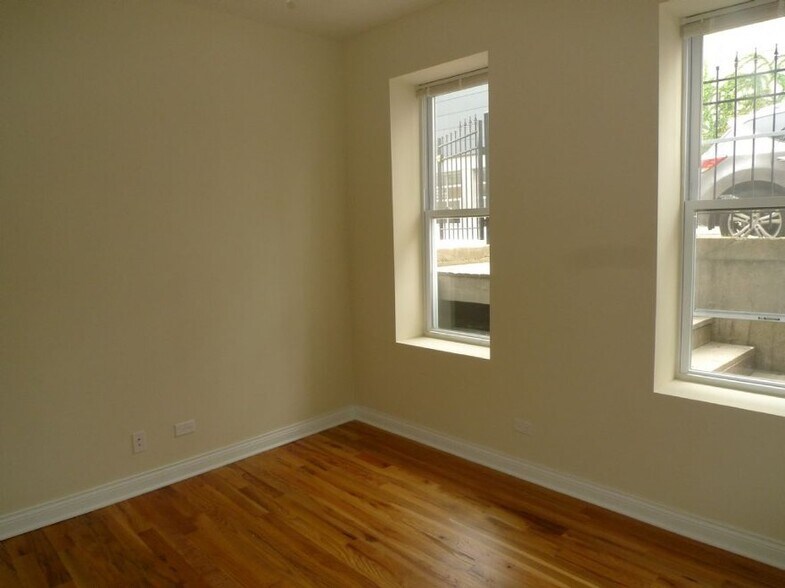 Building Photo - 1608 N Bosworth Ave