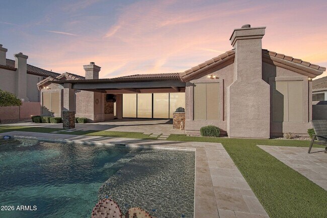 Building Photo - 6991 W Firebird Dr