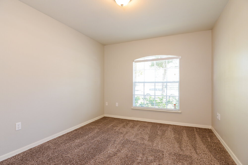 Building Photo - 17026 Ongar Ct