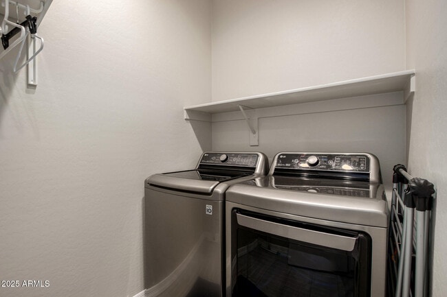 Building Photo - 18345 W Ipswitch Wy