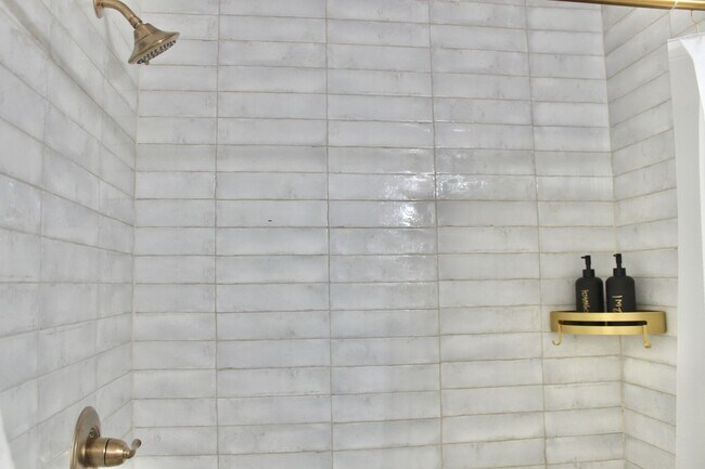 Building Photo - Rosedale