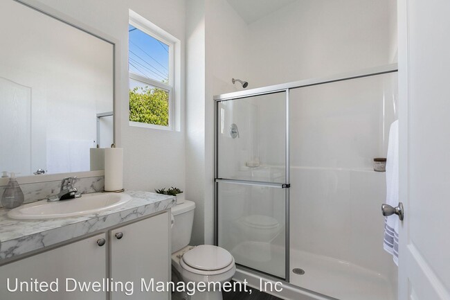 Building Photo - Studio, 1 bath House - 5990 Airdrome St