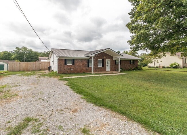 Building Photo - 2821 Vicksburg Ln