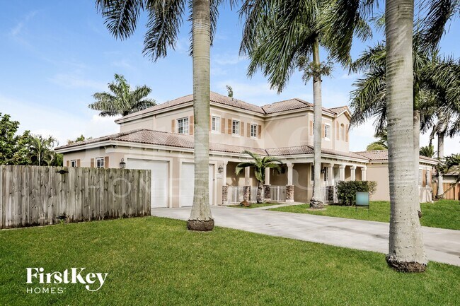 Building Photo - 32152 SW 204th Ct