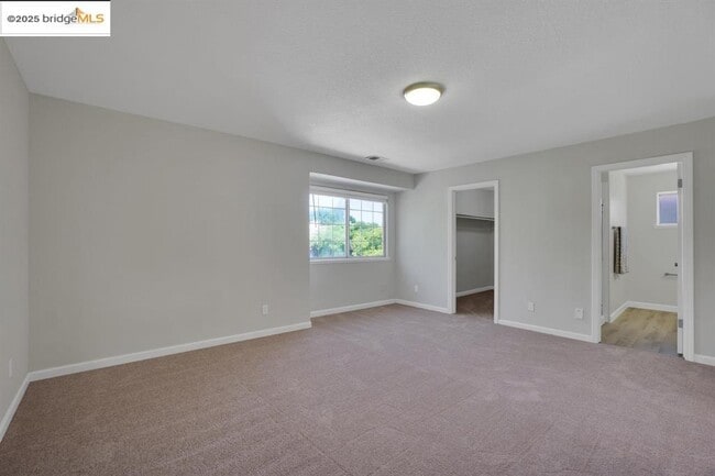 Building Photo - 2490 Ponte Mira Way