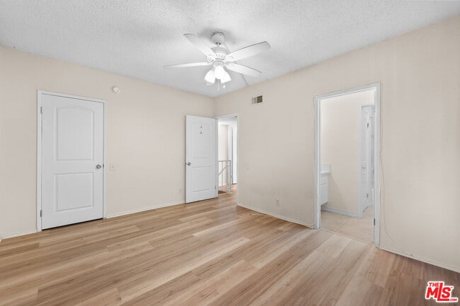 Building Photo - 21219 Roscoe Blvd