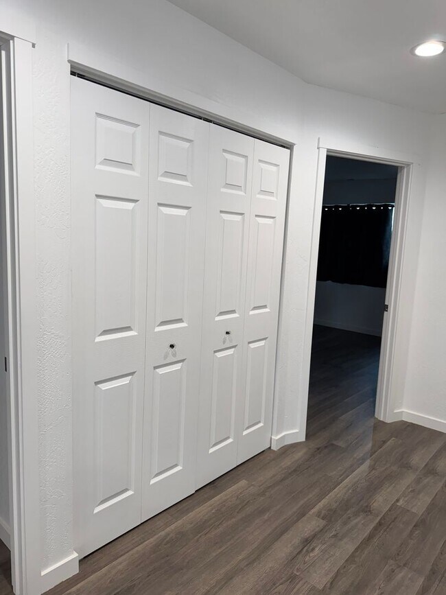 Building Photo - GEAW5