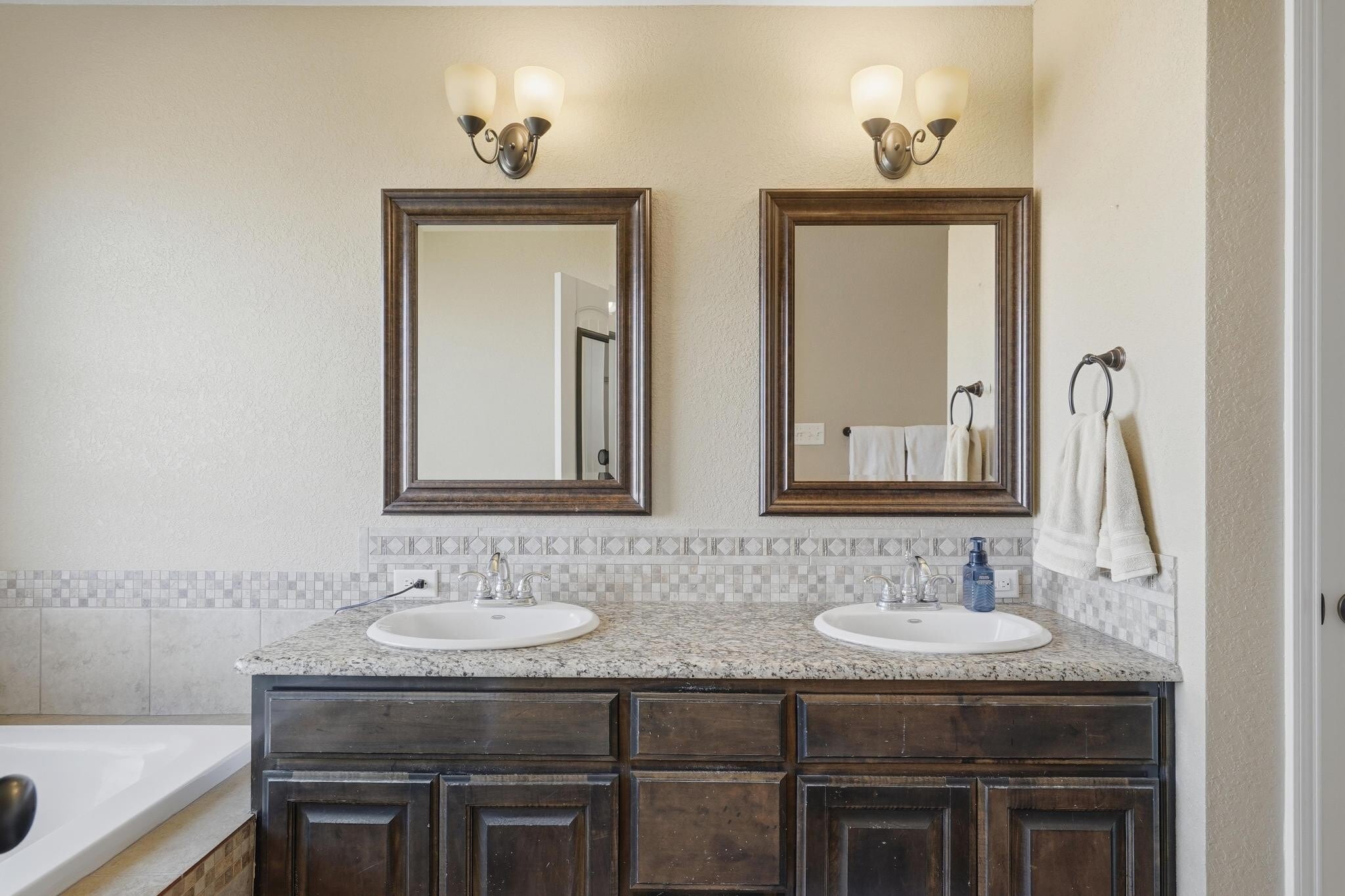 Building Photo - 282 Lollipop Trl