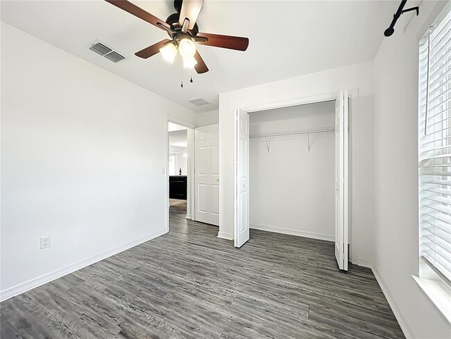 Building Photo - 3897 SW 169th Ln Rd