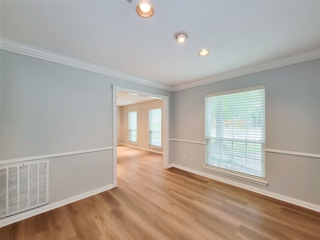 Building Photo - 13406 Glen Erica Dr