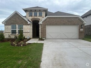 Building Photo - 2409 Hollyhill Wy