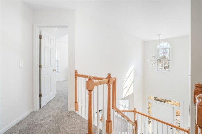 Building Photo - 812 Pinder Point Ct