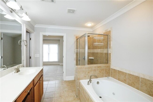 Building Photo - 3528 Pecos Ln