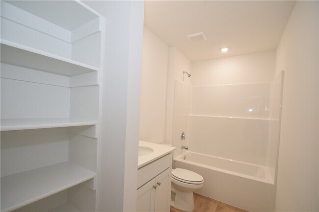 Building Photo - 572 Colorado St