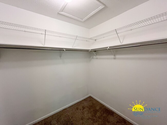 Building Photo - Sparkling Pool Oasis 3 Bedroom + Flex Spac...