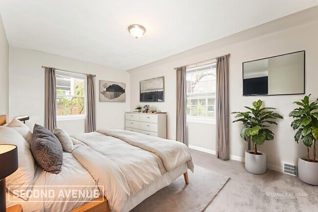 Building Photo - 3107 Elroy Ave