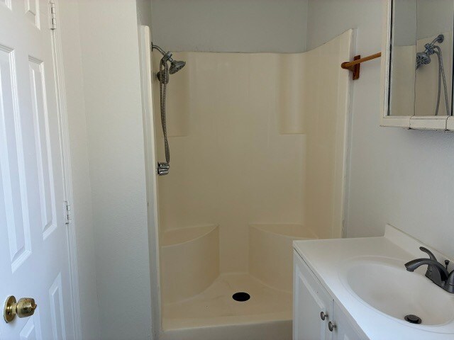 Building Photo - 2717 McAdoo Ave