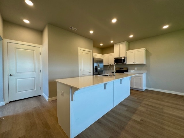 Building Photo - 1703 Casuarina Dr
