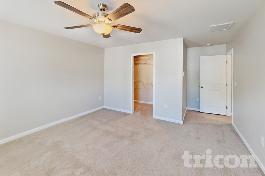 Building Photo - 38 E Lumber Ct