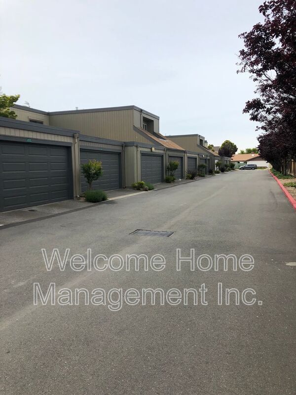 Building Photo - 3424 Brithorn Ln