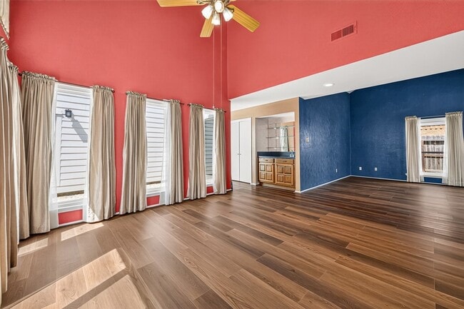Building Photo - 6138 Gallant Forest Dr