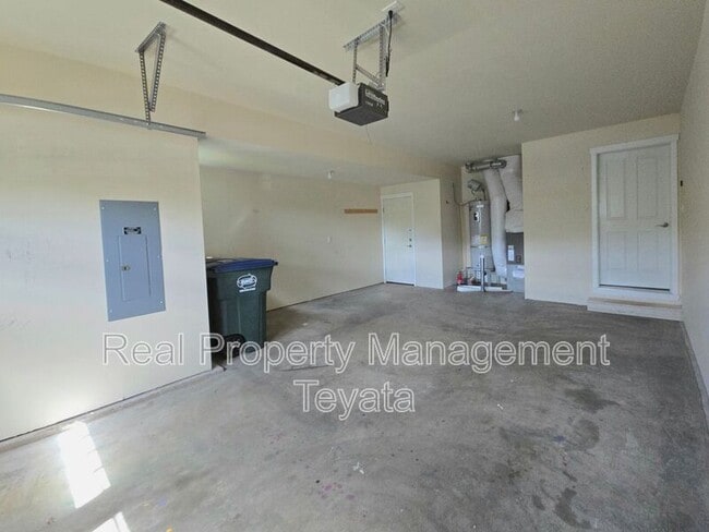 Building Photo - 4716 Parker St