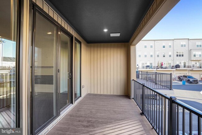 Building Photo - 22954 Sullivans Cove Sq