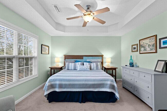 Building Photo - Home in Waterfront Community