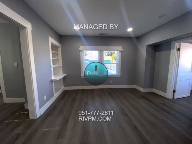 Building Photo - COMING SOON!!!!Charming upgraded 2 bed 2 bath single family home!!