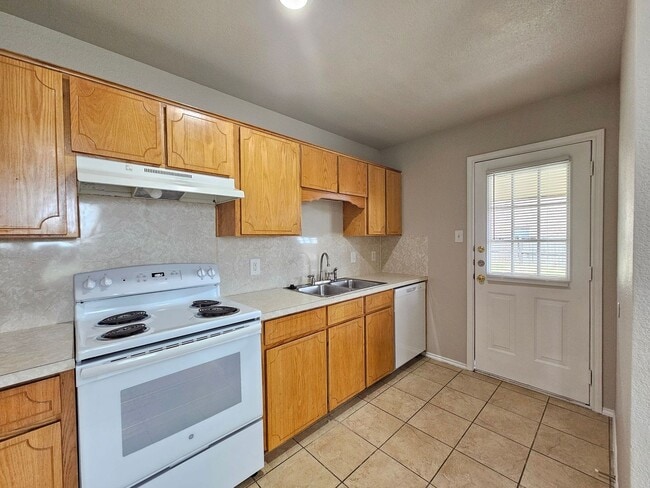 Building Photo - SECTION 8/HUD ACCEPTED -RENT REDUCTION & RENT SPECIAL - AVAILABLE NOW!