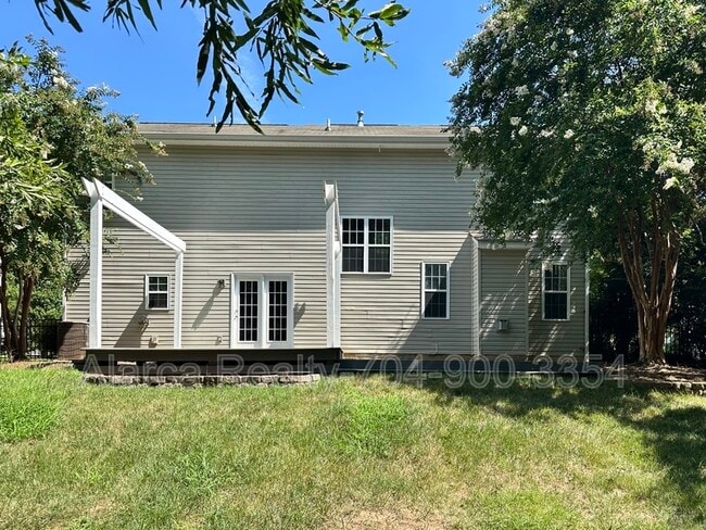 Building Photo - 2901 Meherrin Ct