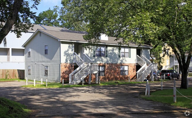 1854 Bellevue Way - Villa Bella Vista