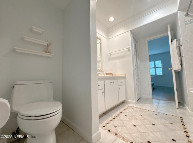 Building Photo - 3548 Tiara Way W