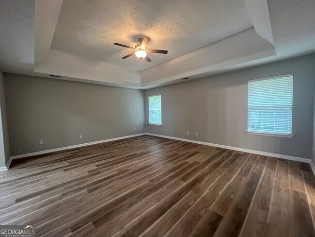 Building Photo - 360 Cobblestone Ct