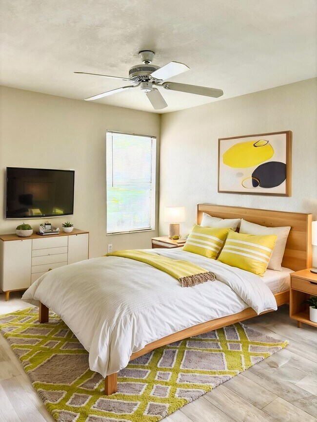 Building Photo - Modern comfort in Prime Orlando location –...