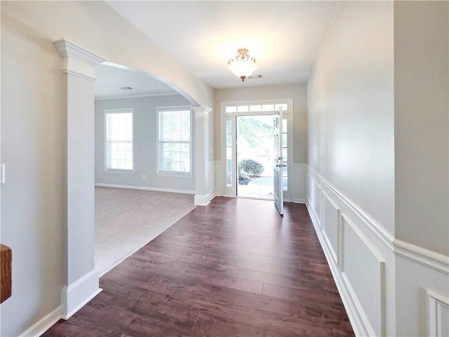 Building Photo - 5425 Fieldfreen Dr