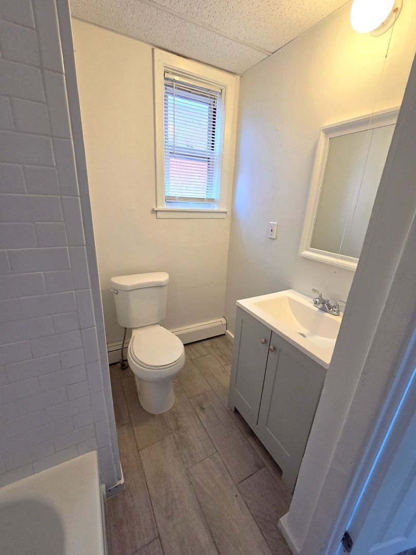 Building Photo - 91-99 Ives Street