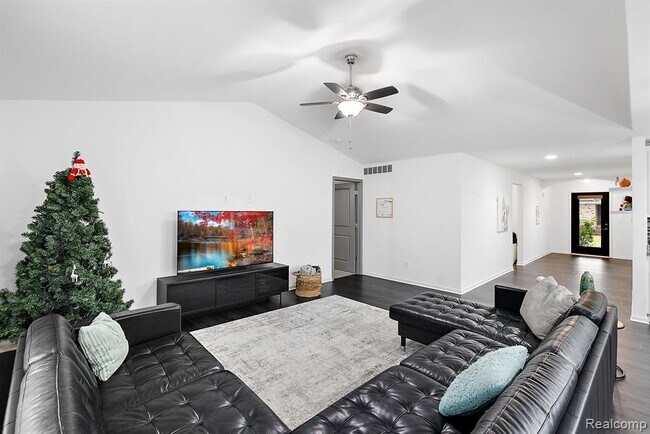 Building Photo - 86 Crosbie Ct